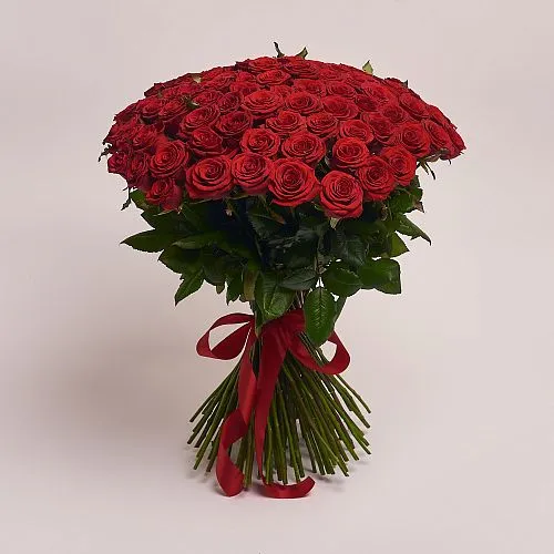 Фото 101 бордовая роза (60 см)